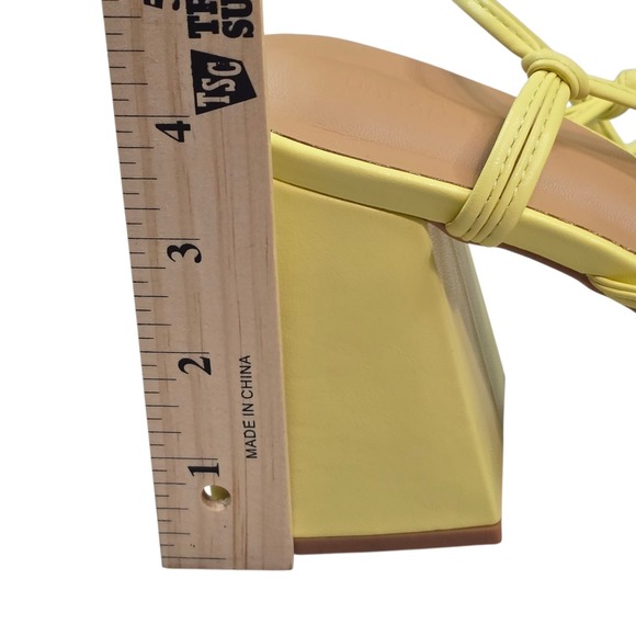 Urban Revivo‎ Womens Yellow Strappy Platform Block Heel Maximalist Size 6.5 90s - Picture 11 of 11